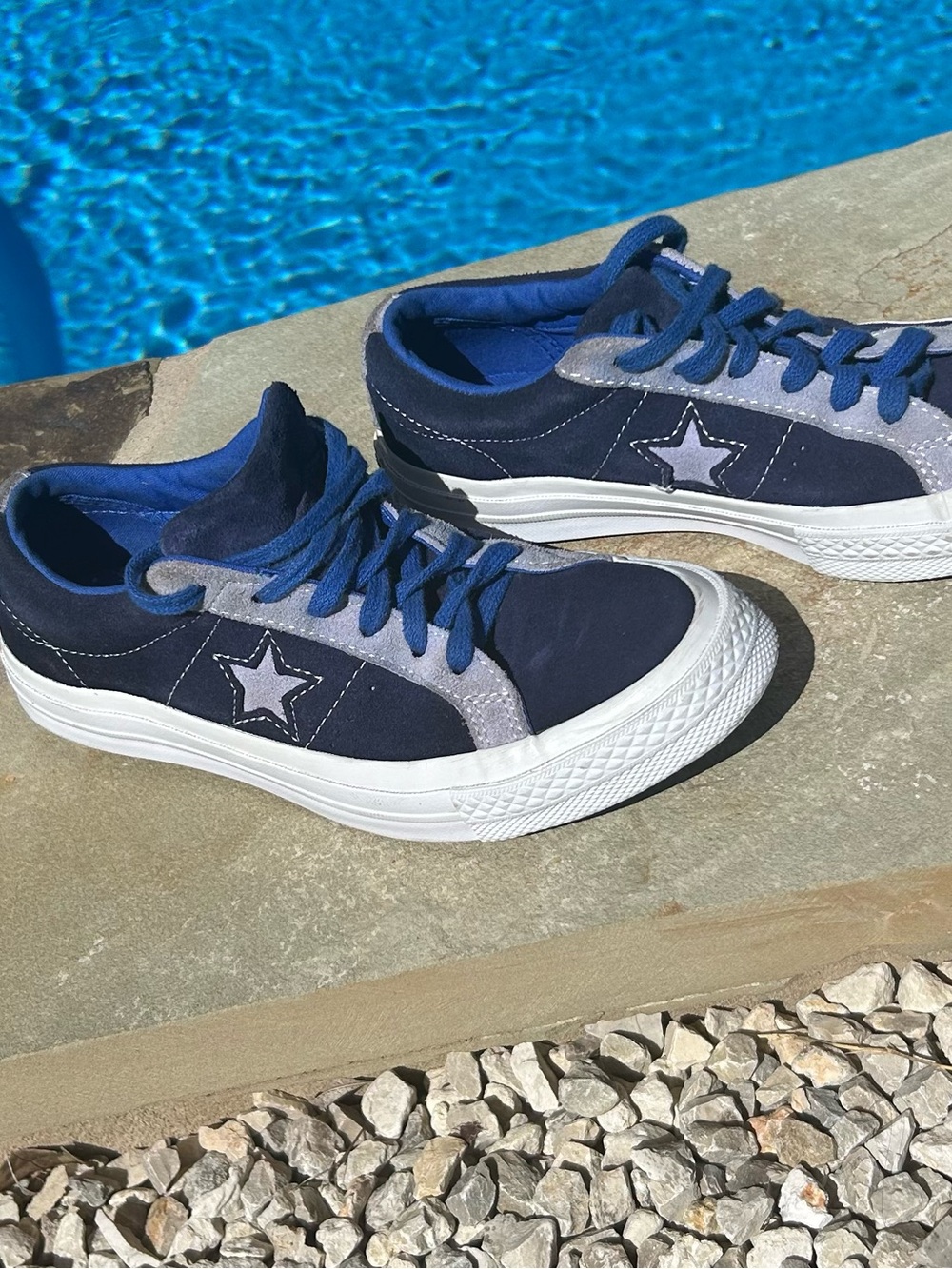 Converse - Picture 9 of 16